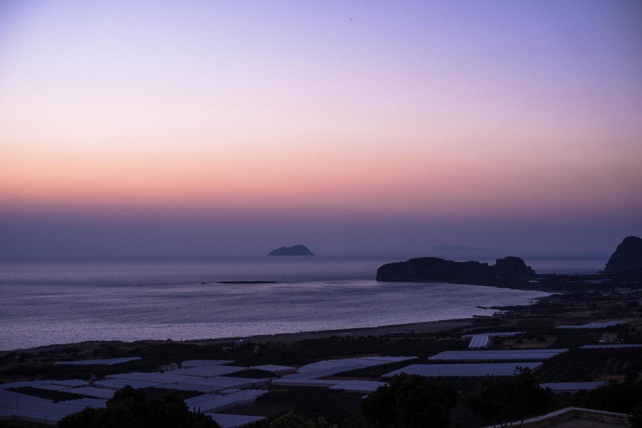 Mathios Apartments Falassarna ฟาลาซาร์นา ภายนอก รูปภาพ