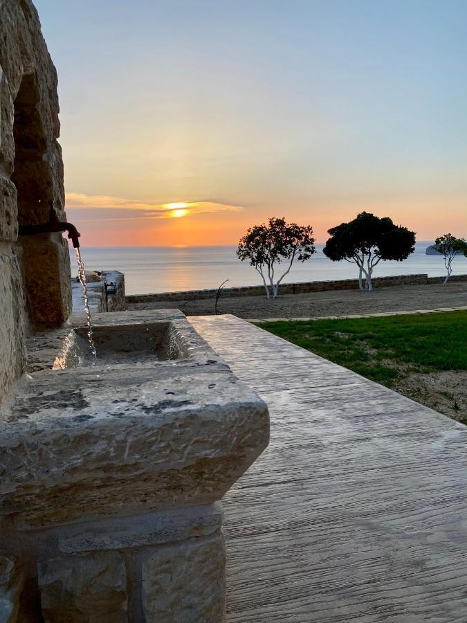 Mathios Apartments Falassarna ฟาลาซาร์นา ภายนอก รูปภาพ